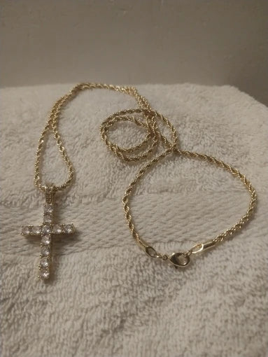 Men's Cubic Zirconia Cross Pendant Necklace, Twisted Chain